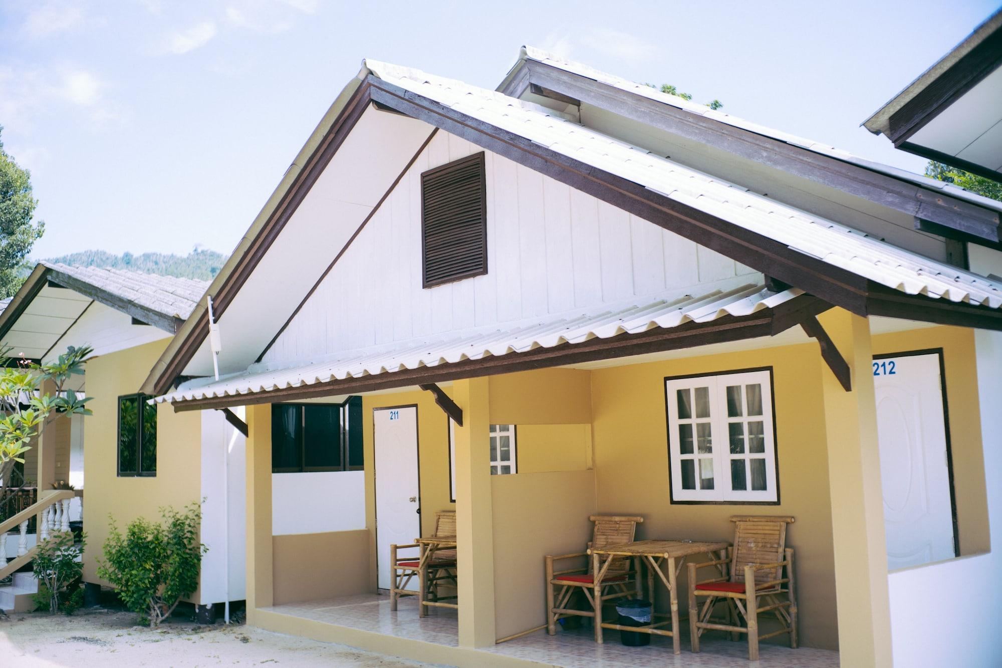 Amity Beach Resort Maret Exterior foto