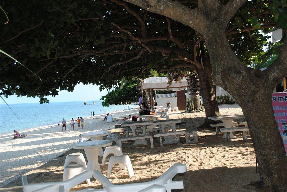 Amity Beach Resort Maret Exterior foto