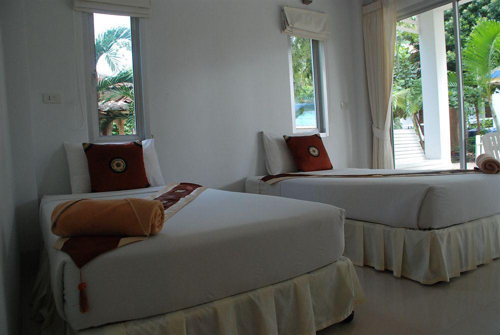 Amity Beach Resort Maret Exterior foto