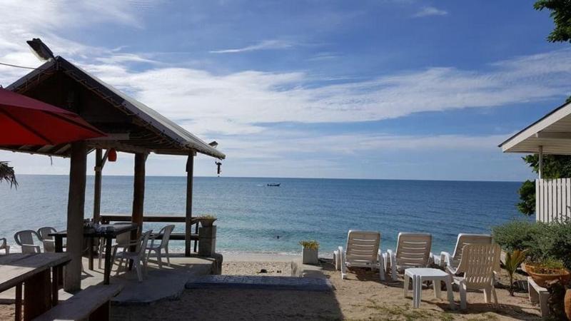 Amity Beach Resort Maret Exterior foto